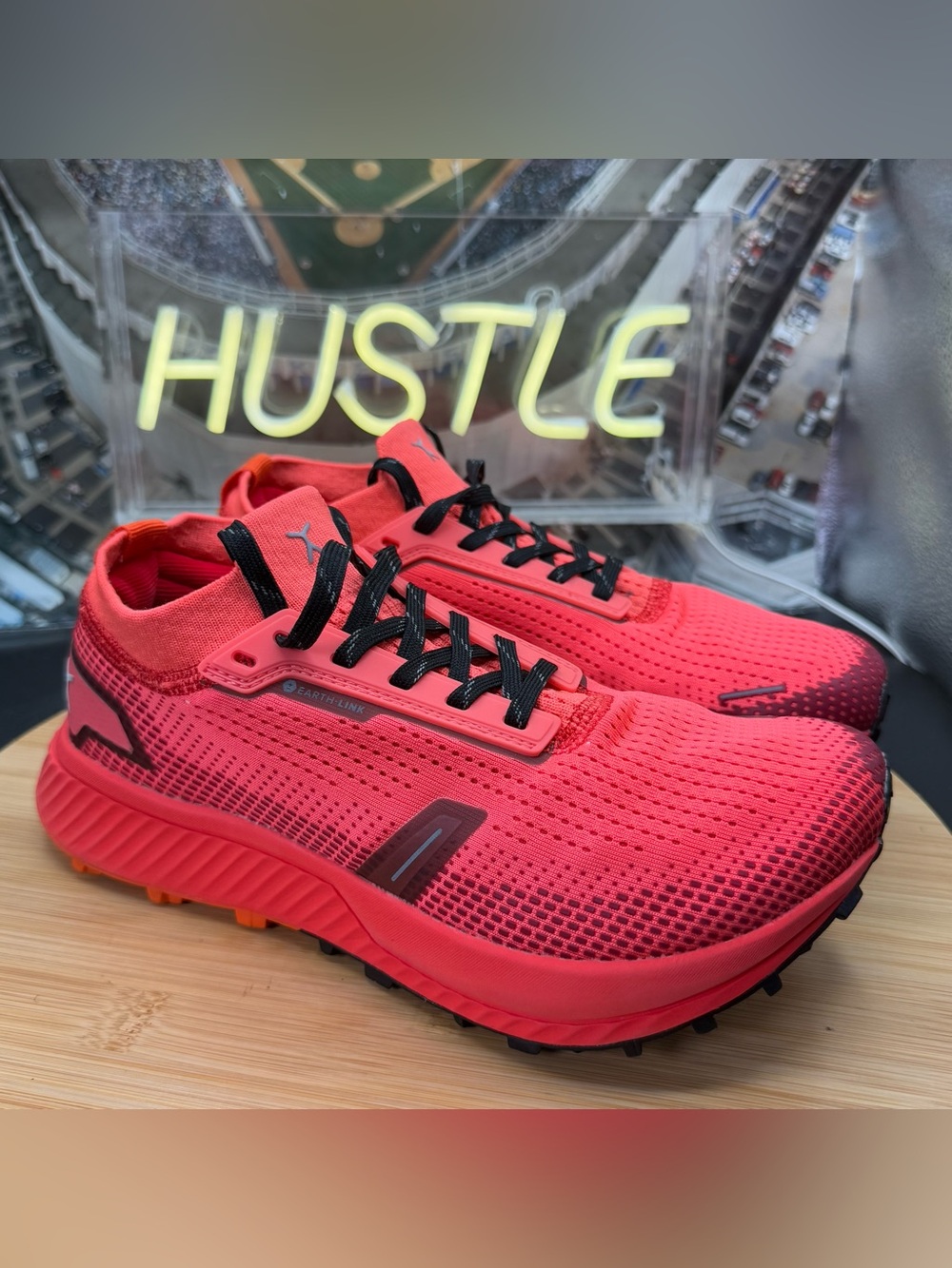Flux Footwear Adapt Trail Runner Solar Red Knit Shoes Women’s 7/ Men’s 5.5